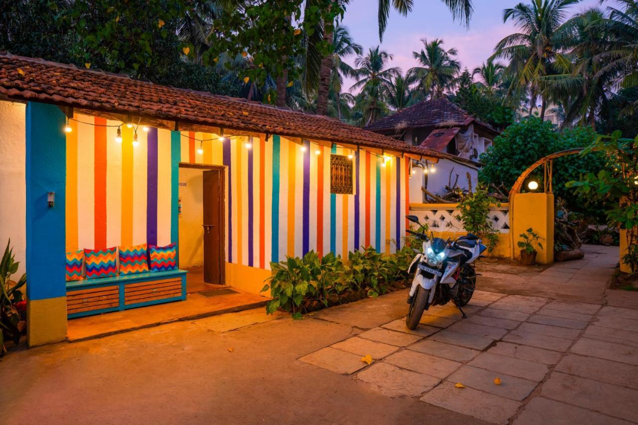 Gostops Goa, Calangute Hostel Exterior photo